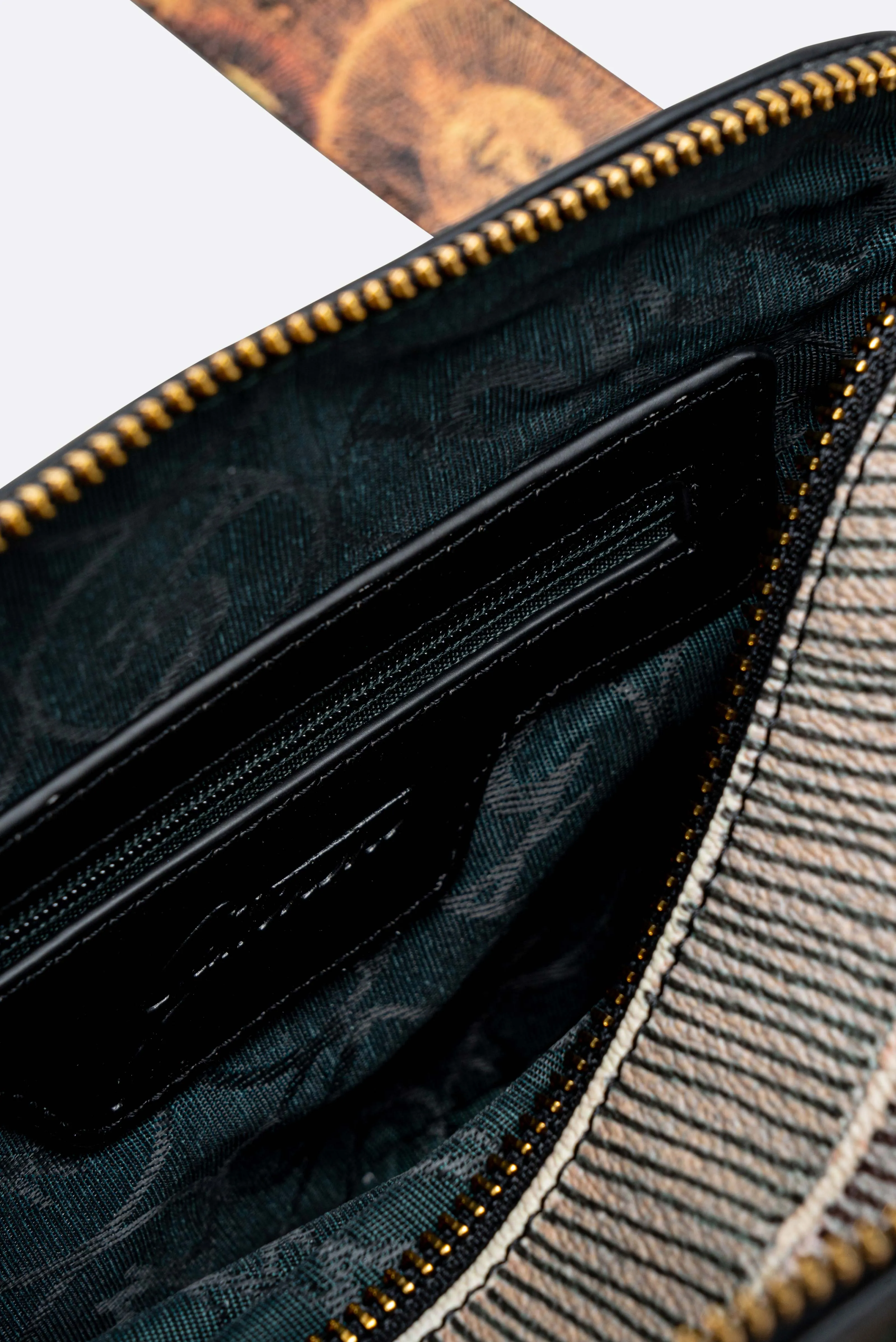 Buckle bag crossbody Planetarium Classic